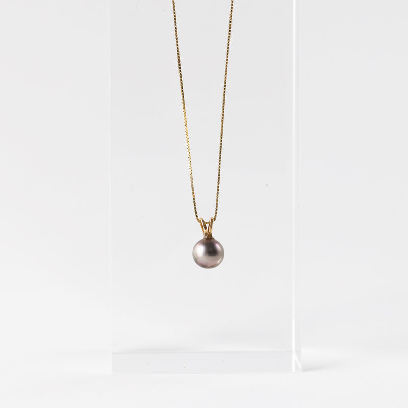 Grey Tahitian Pearl Pendant Necklace
