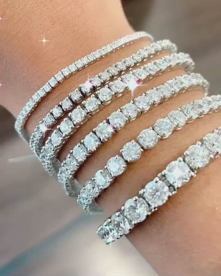 Pin by Munjal Gala on Diamond bracelets & bangles | Diamond bracelet  design, Diamond pendants designs, Bangles jewelry designs